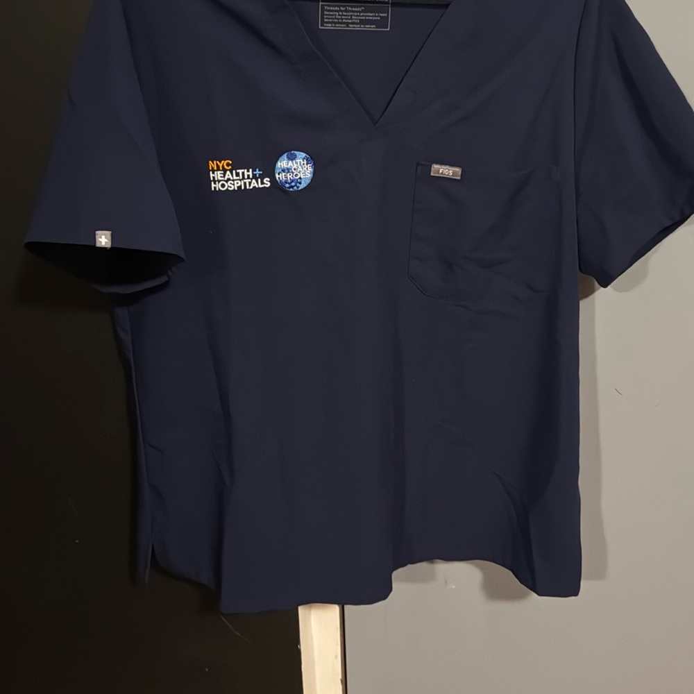 NYCHHC Figs scrub top pre owned